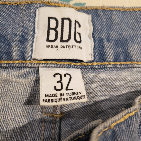 Urban Outfitters BDG Floral Embroidered Mom Jeans Hippie Boho Chic Skater 32 - Picture 9 of 10